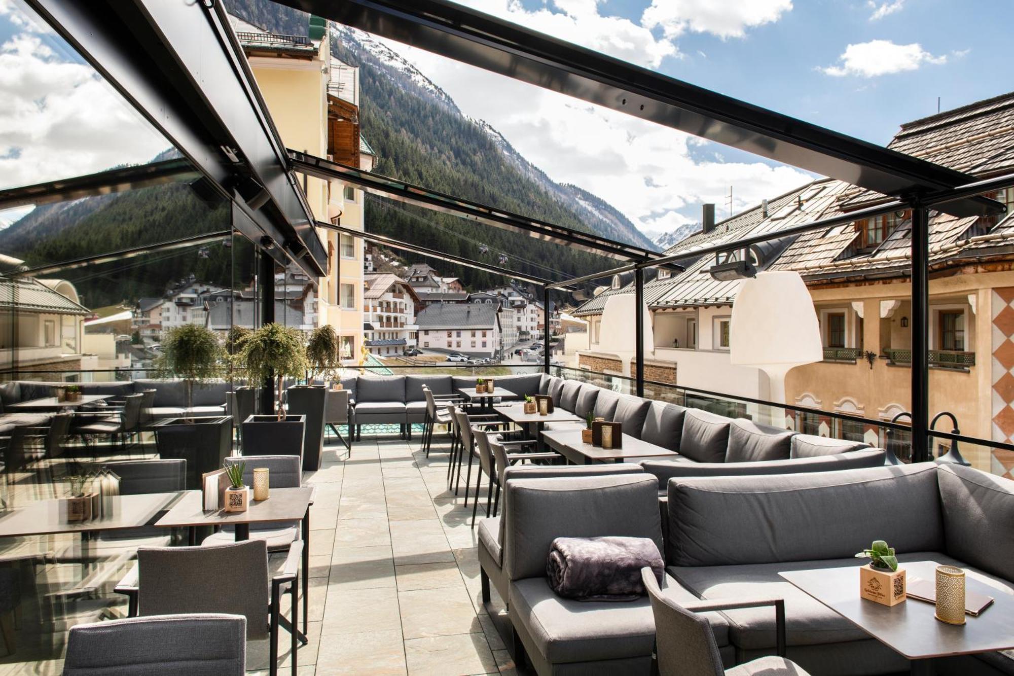 Hotel Goldener Adler - Im Sommer Silvretta Card Premium Inkludiert Ischgl Ngoại thất bức ảnh