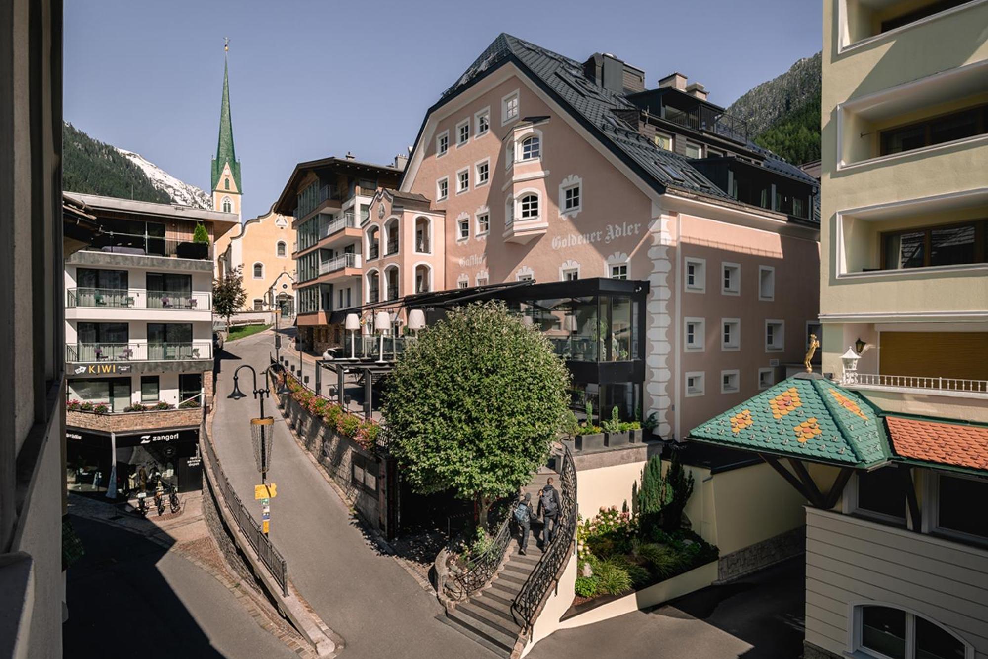 Hotel Goldener Adler - Im Sommer Silvretta Card Premium Inkludiert Ischgl Ngoại thất bức ảnh