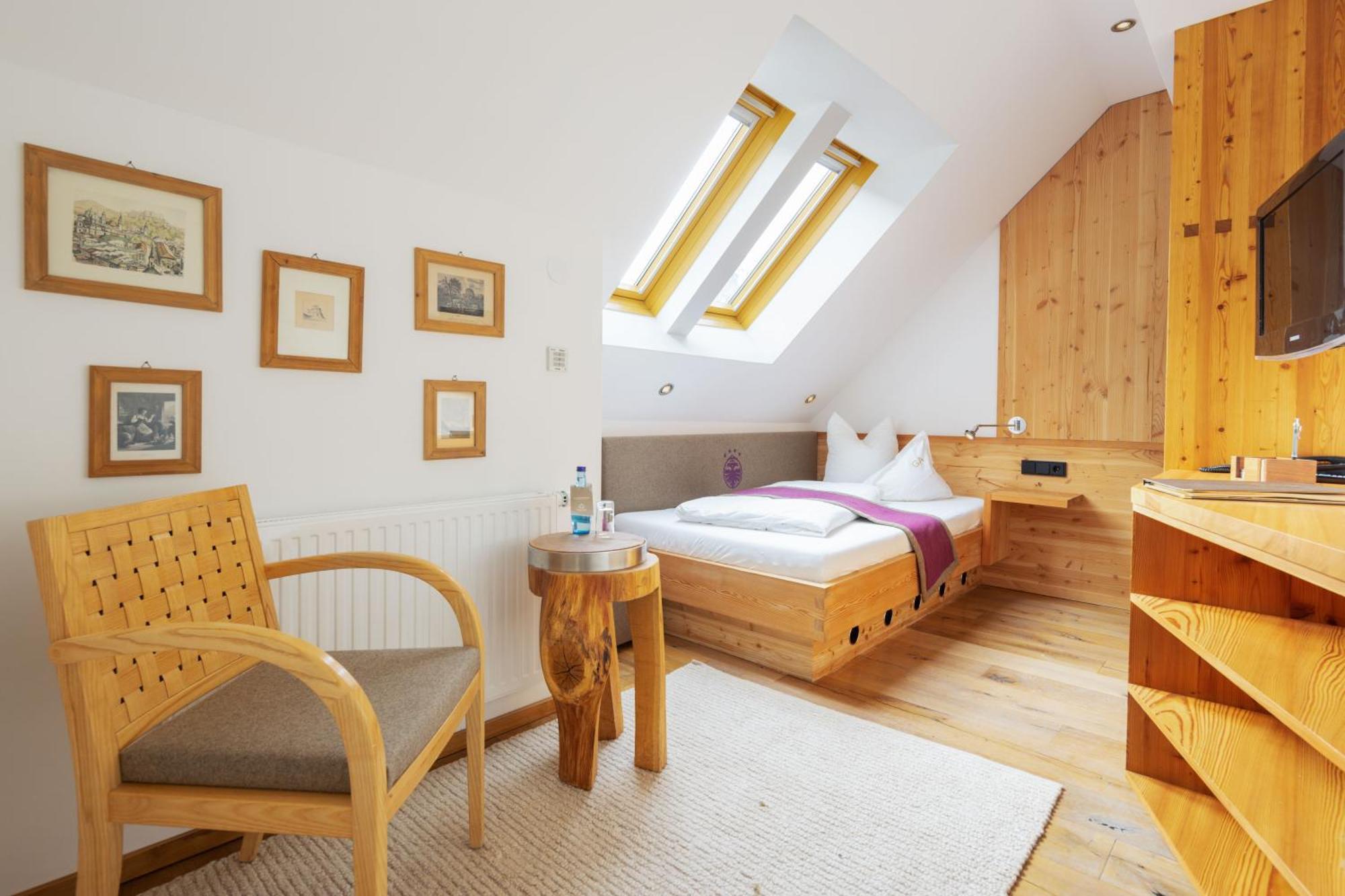 Hotel Goldener Adler - Im Sommer Silvretta Card Premium Inkludiert Ischgl Ngoại thất bức ảnh