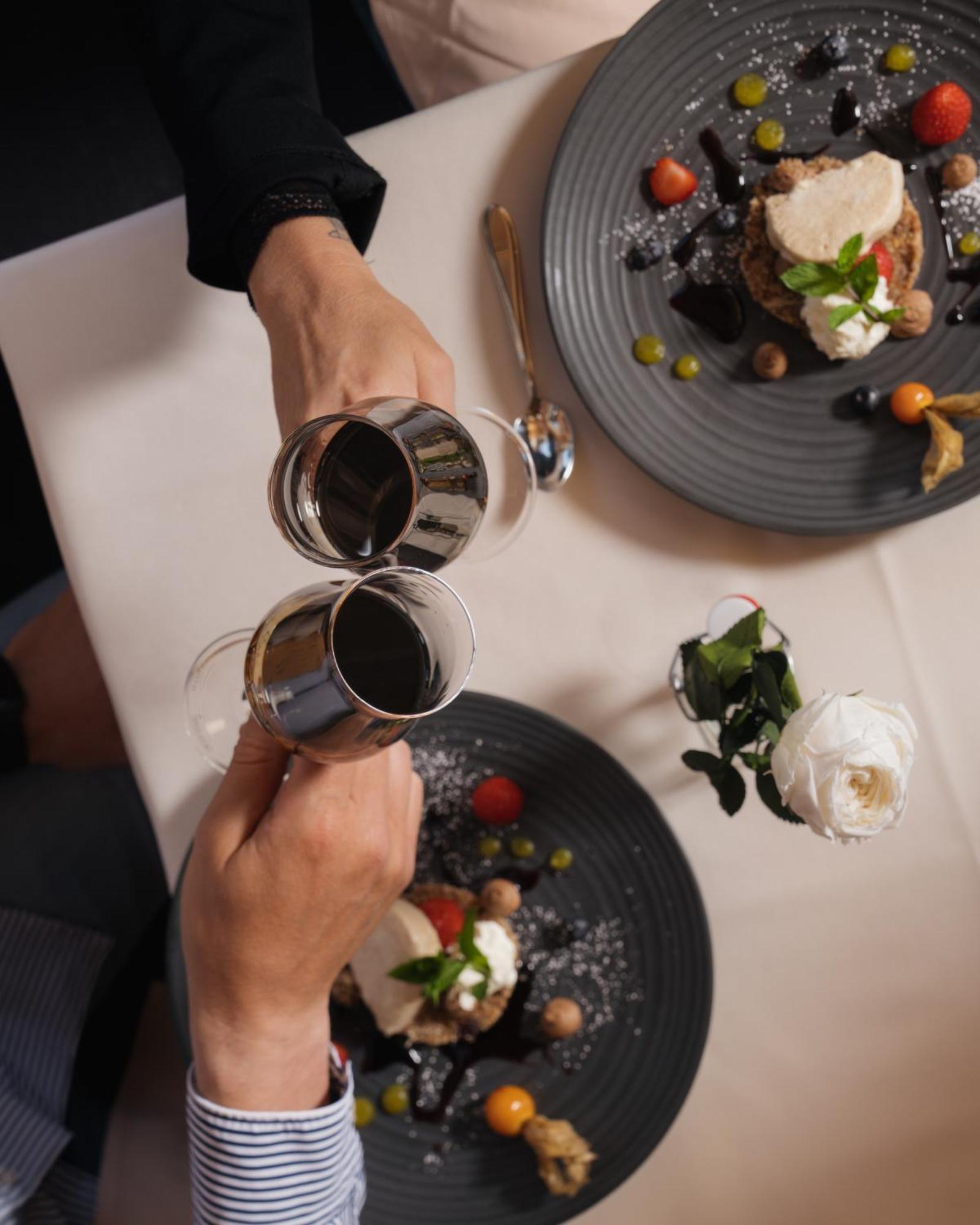 Hotel Goldener Adler - Im Sommer Silvretta Card Premium Inkludiert Ischgl Ngoại thất bức ảnh
